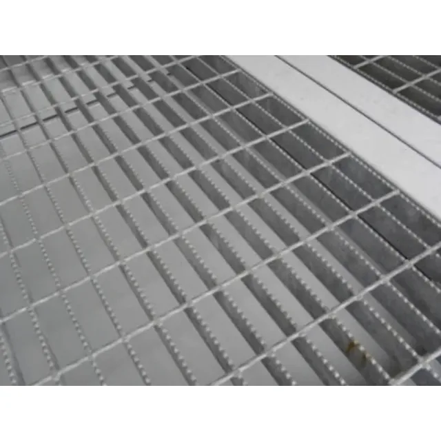 10Ft X 8Ft Open Mesh Floor Bunded Store - open, floor