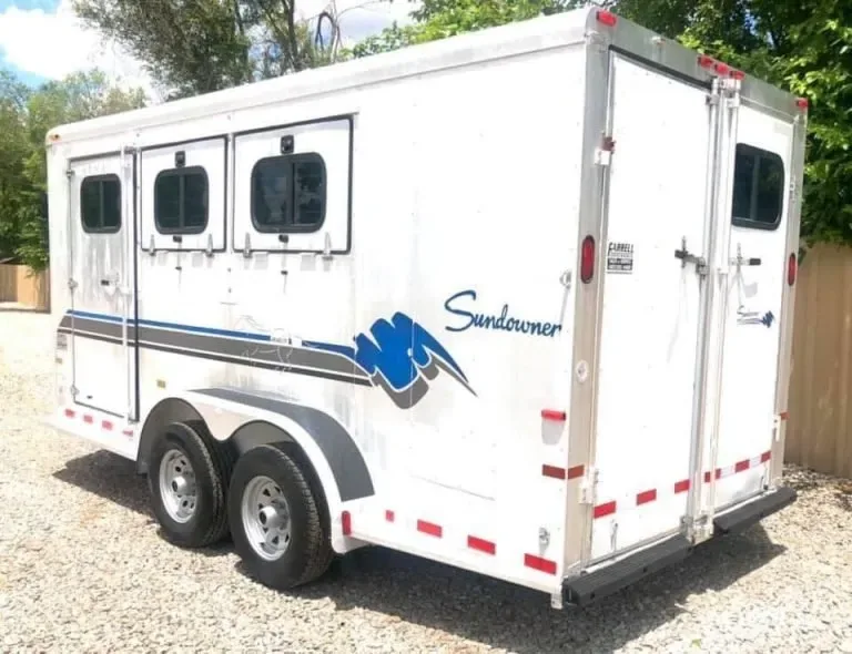 1998 Sundowner 3 Horse Slant for sale at Ironyard