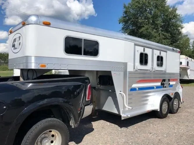 2004 4 Star gooseneck, slant load for sale at Ironyard