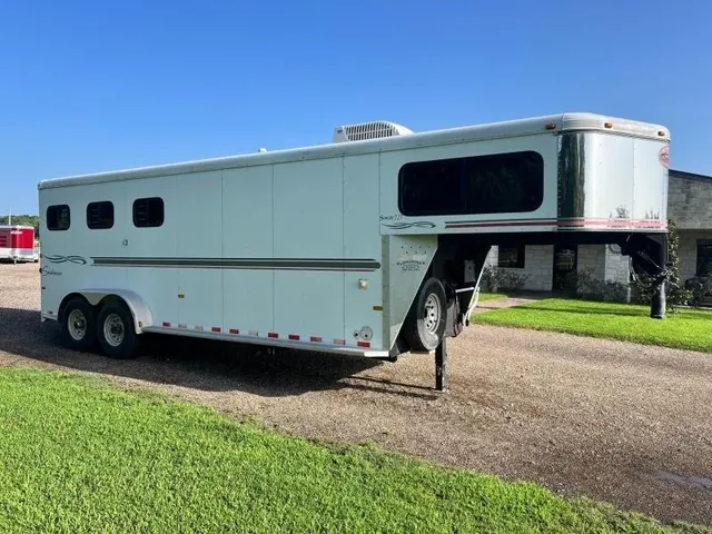 2004 Sundowner 3 Horse Weekender Horse Trailer for sale at Ironyard