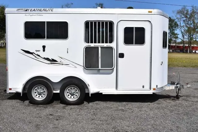 2005 Featherlite 2HST 2 Horse Trailer for sale at Ironyard