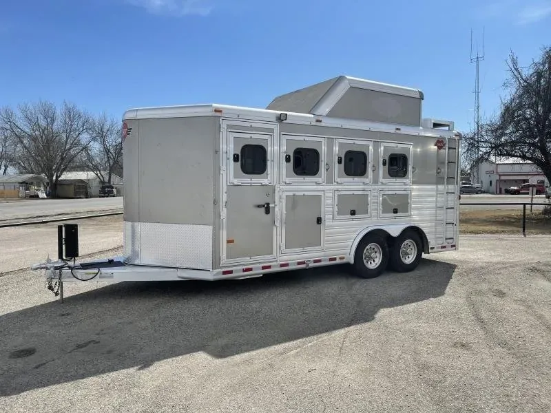 2016 Hart Ultimate 4H Bumper Pull for sale at Ironyard