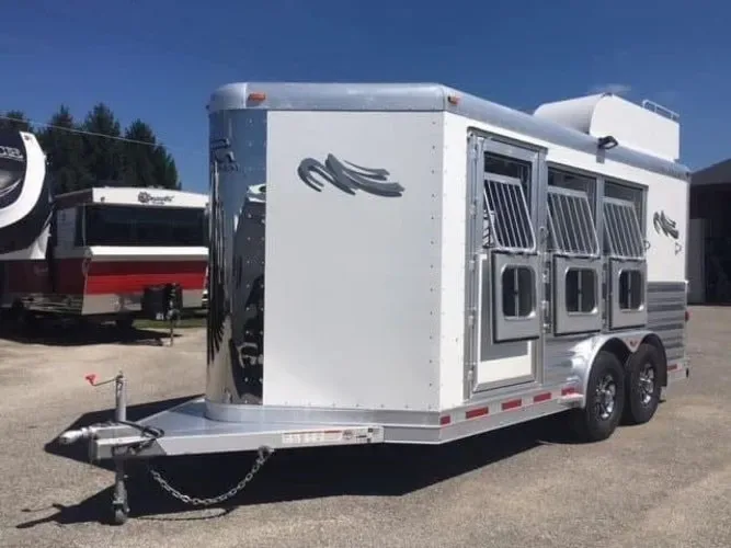 2018 Platinum Coach 3 Horse Bumper Pull for sale at Ironyard
