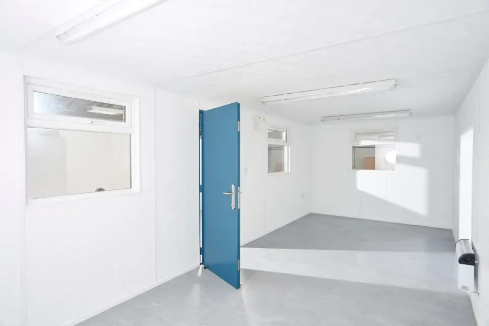32Ft x 10Ft Jackleg Plastisol Office Cabin - inside view